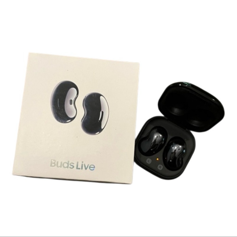 Samsung Buds Live in Glossy Black